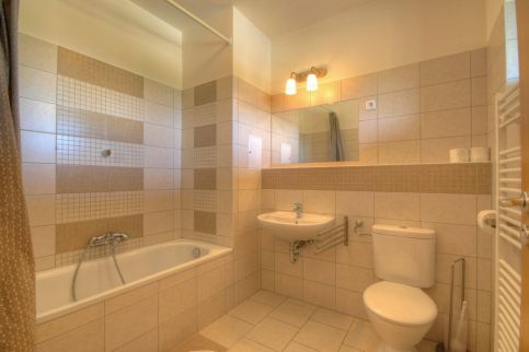 Club 218 Wellness Apartman6