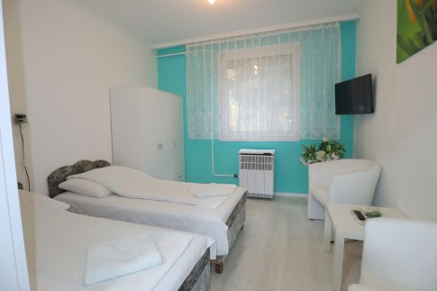 Anna Apartman