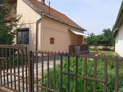 Zsombor Ház – Abádszalók