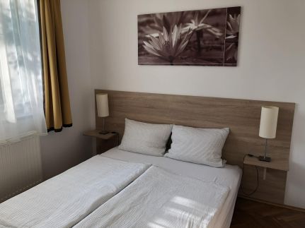Greenhouse Apartman7