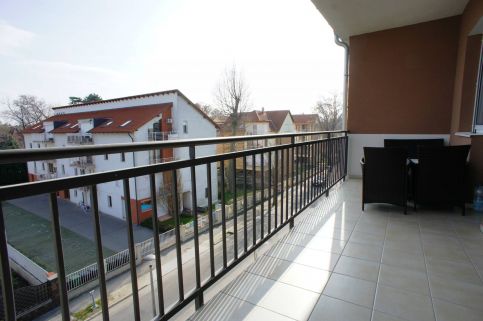 De Rosa Apartman9