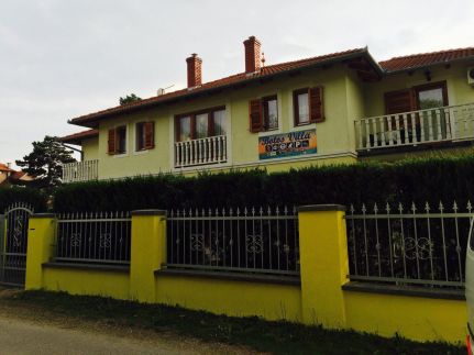 Botos Villa9