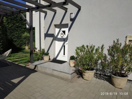 Szélső Apartman22