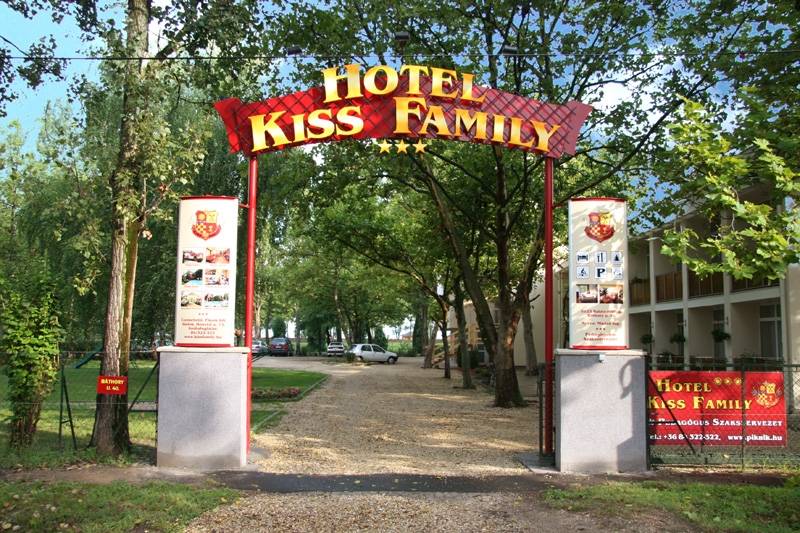 Hotel Kiss Family – Balatonföldvár
