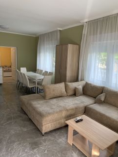 Dorina Apartmanok24