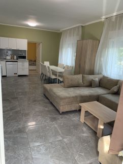 Dorina Apartmanok36