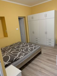 Dorina Apartmanok48