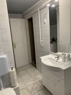 Dorina Apartmanok84