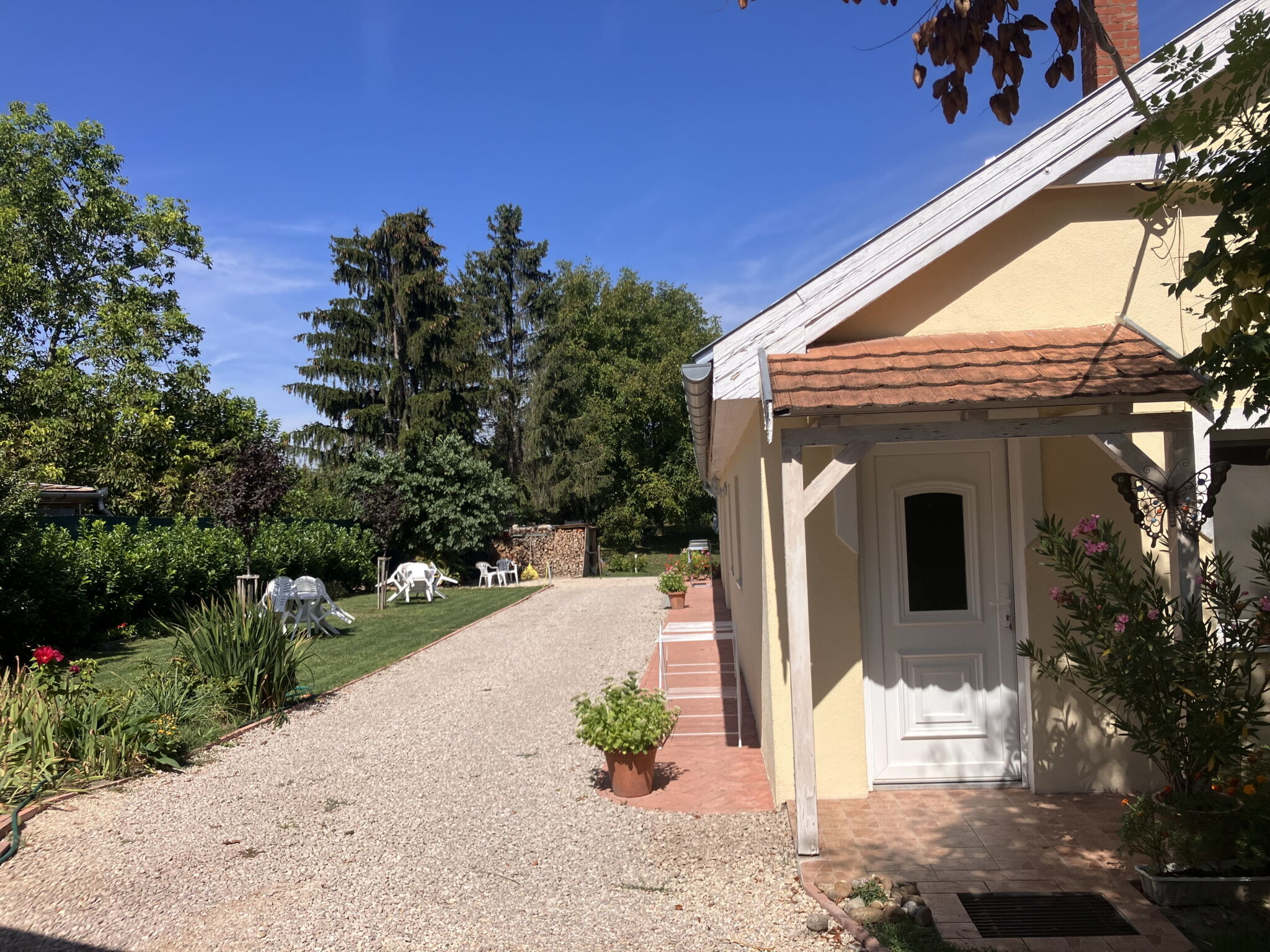 Pitypang Apartman – Kápolnásnyék fotó 5