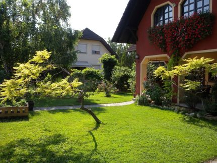 Elizabeth Apartman11