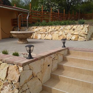 Paradise Apartmanház