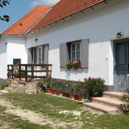 Bruderhaus Szállás
