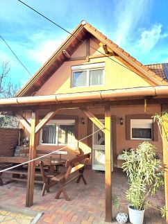 Fejérdi Vendégház280