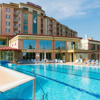 Karos Gold 813 Wellness Apartman