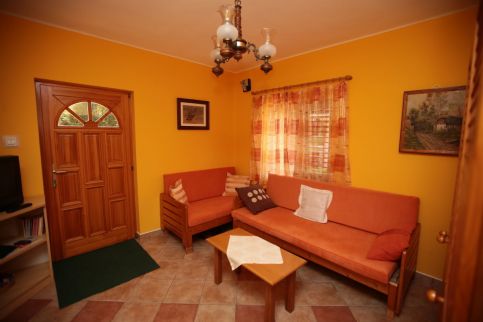 Lonci Apartman12