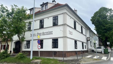 Kóbor Macska Fogadó19
