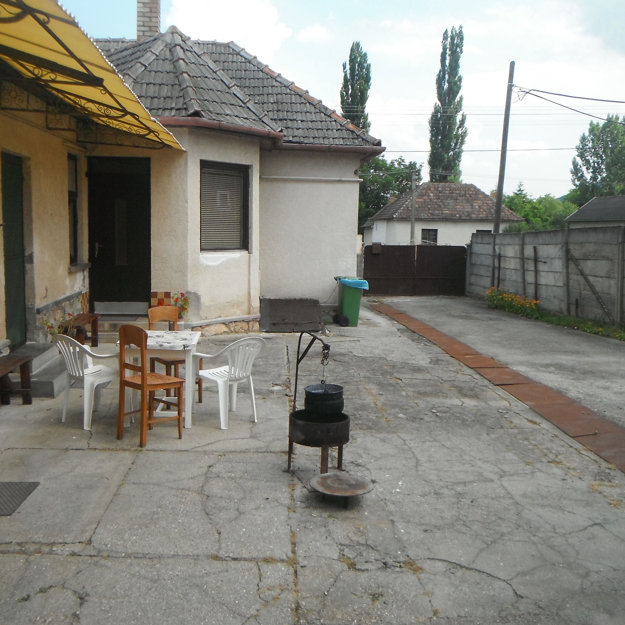 Holló Vendégház – Bélapátfalva