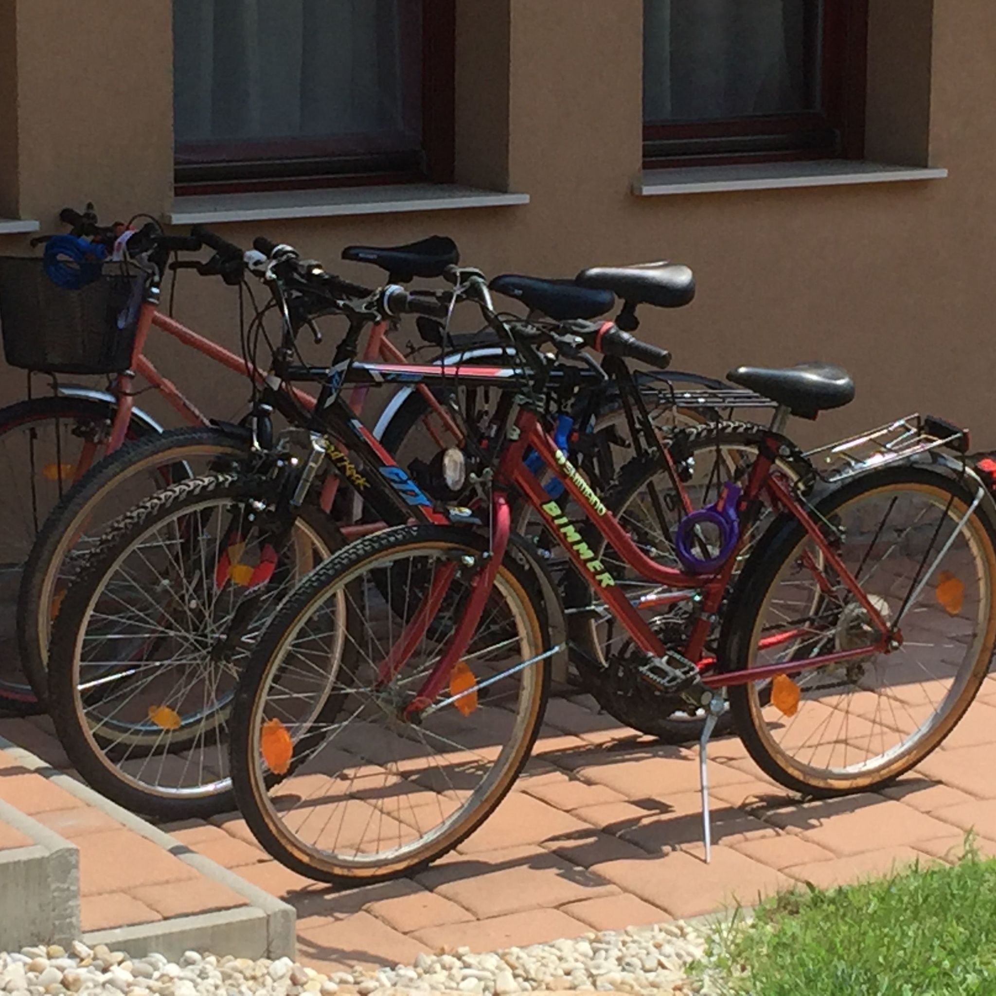 Cherry Apartmanház – Sárvár