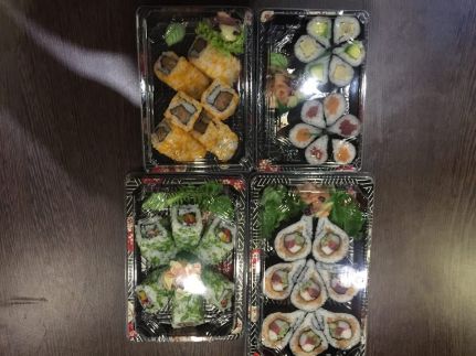 Sushi Futár9
