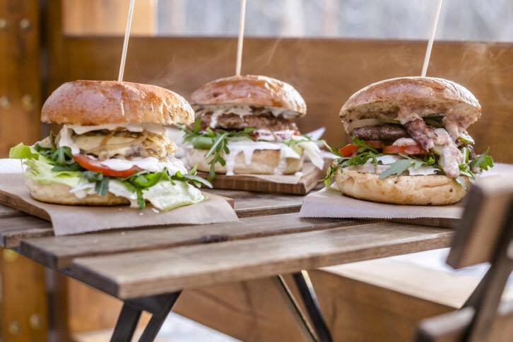 Kalóz Burger & More – Budapest XVI. kerület fotó 14