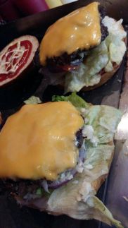 Elvis Burger Retro Diner21