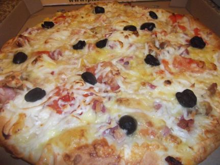Pizza Karaván5