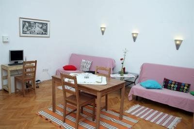 Alkotmany street Apartment11