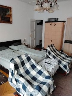 Rita Apartman11
