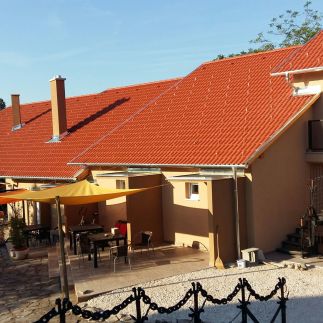 Római Apartmanház1