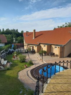 Római Apartmanház21