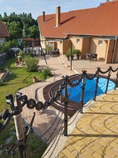 Római Apartmanház26
