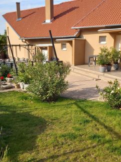 Római Apartmanház32