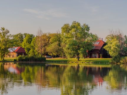 Sombereki Horgásztó Rönkház43