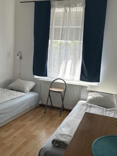 Lokomotiv Hostel13