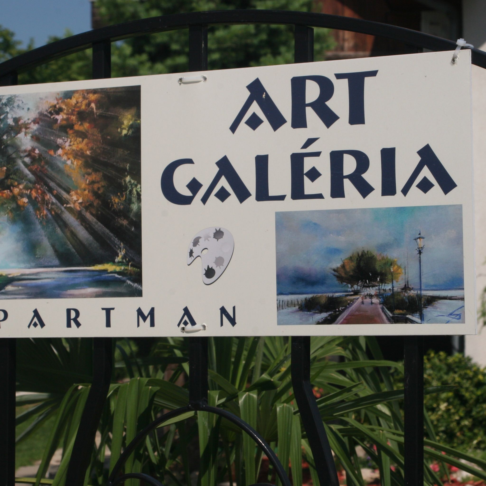 Art Galéria Apartman – Gyenesdiás