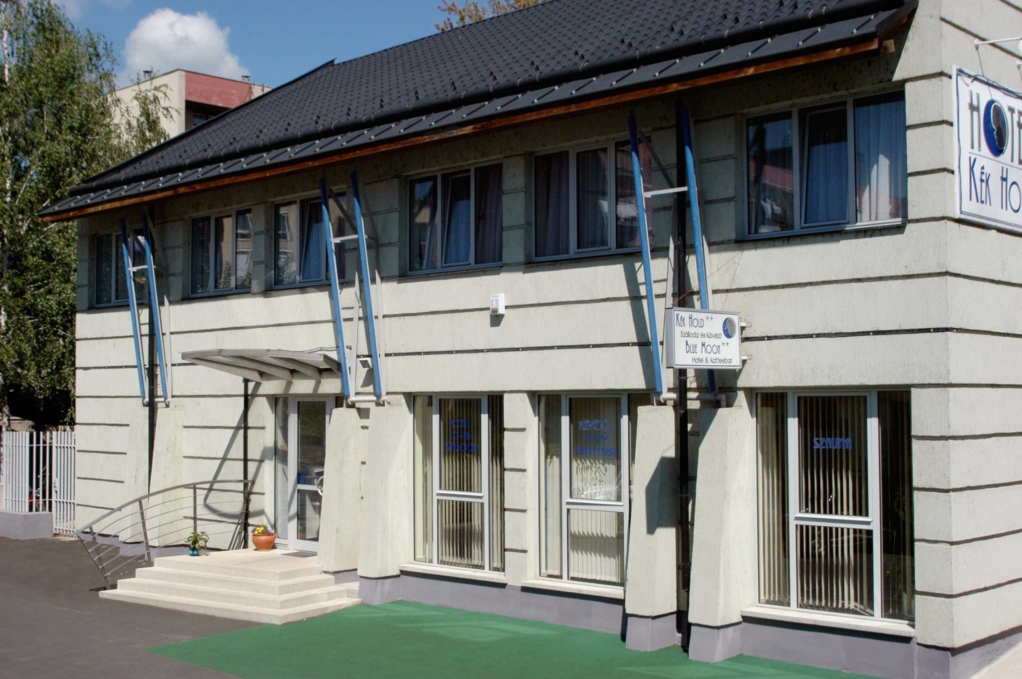 Kék Hold Hotel – Marcali