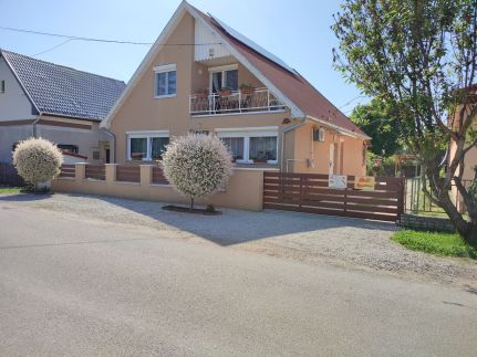 Zseli Apartmanház9