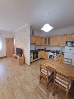 Pedetti Apartman12