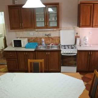 Kisasszony Apartman1