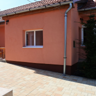 Kisasszony Apartman