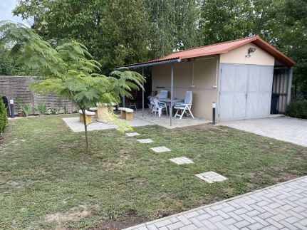 Eszter Vendégház24