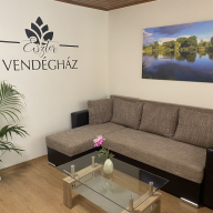 Eszter Vendégház