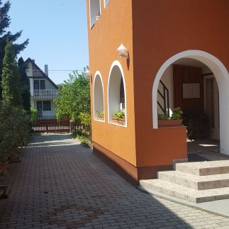 Gyöngyi Apartman2