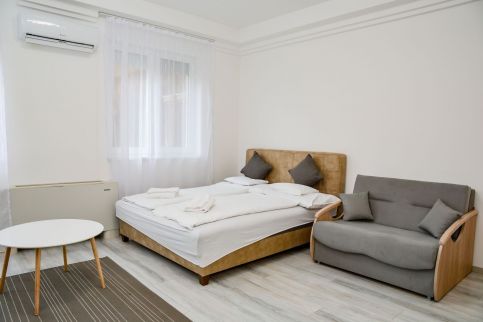 Héli Apartman A16