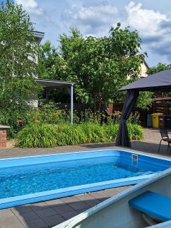 Szomszéd Apartmanok31