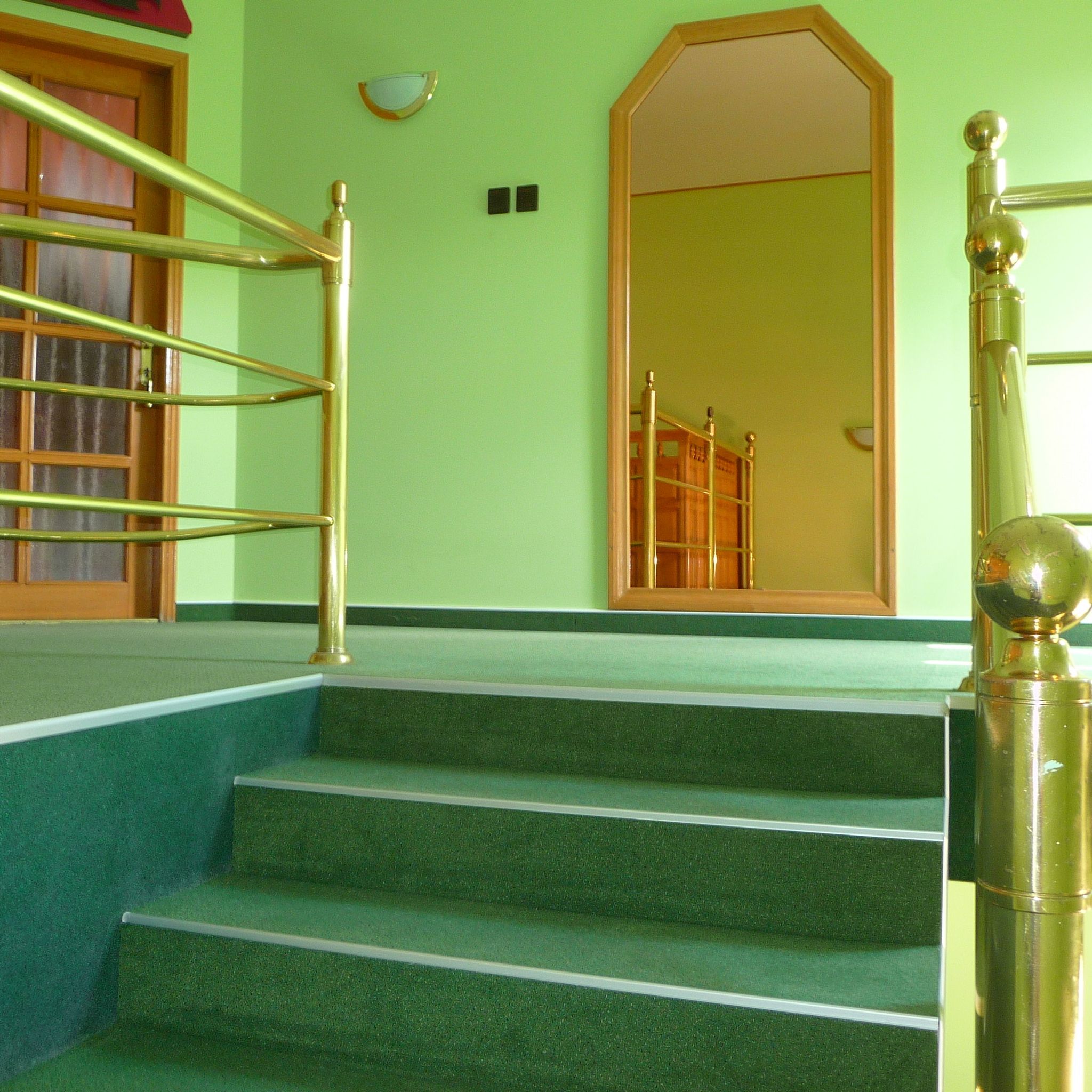 Kőrös Hotel – Kiskőrös