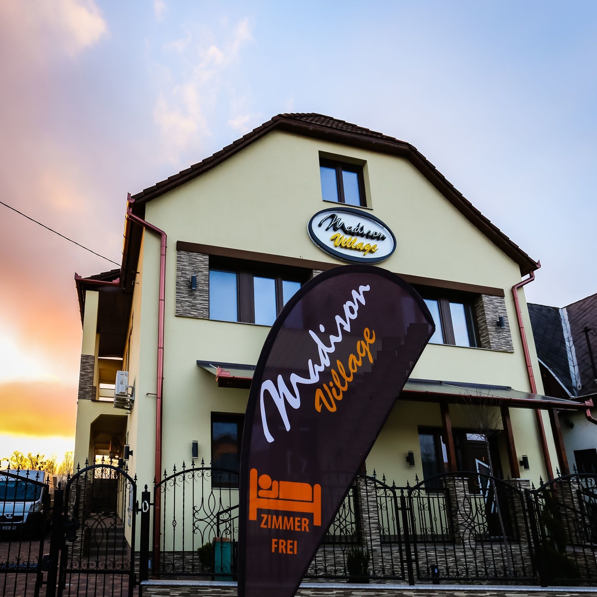 Madison Village Panzió – Kisvárda