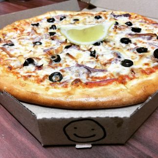 Láva Pizza2
