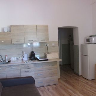 Lizy Apartman5