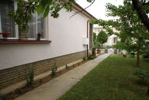 Hegyalja Apartmanház1